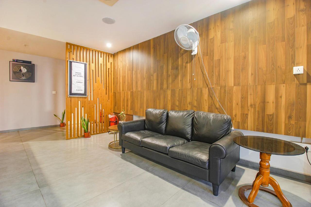 Fabhotel Ssr Fern Suites - 100M From Gsm Mall Madeenaguda Lingampalli Luaran gambar