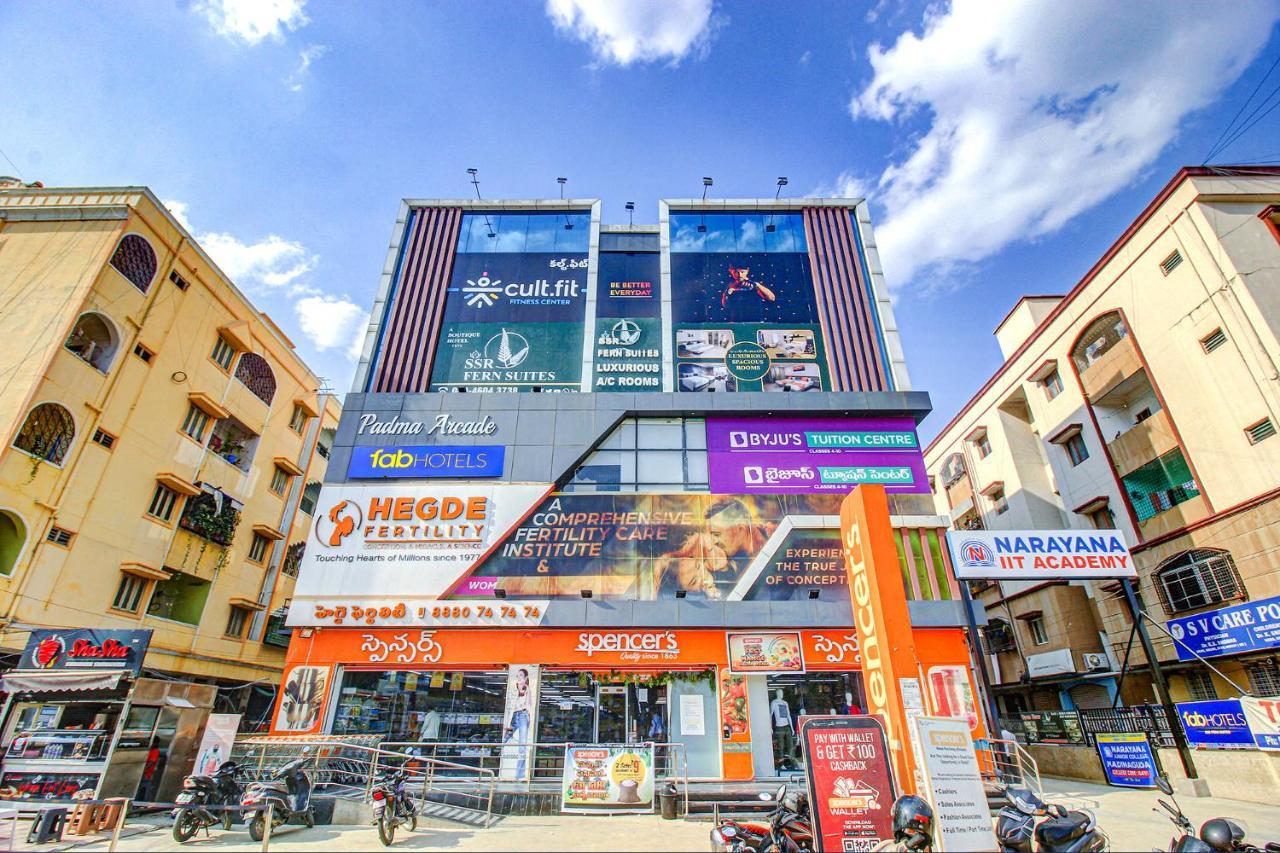 Fabhotel Ssr Fern Suites - 100M From Gsm Mall Madeenaguda Lingampalli Luaran gambar